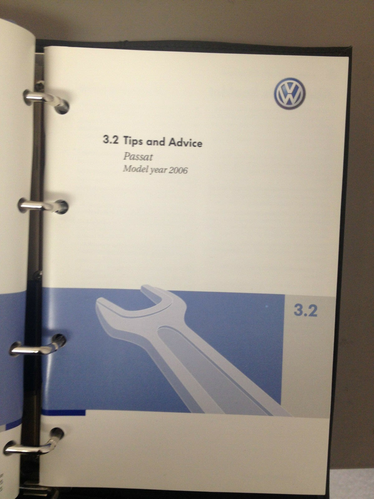 2006 VW Passat Genuine OEM Owners Manual Set w/VW Case--Fast Free Shipping!!!