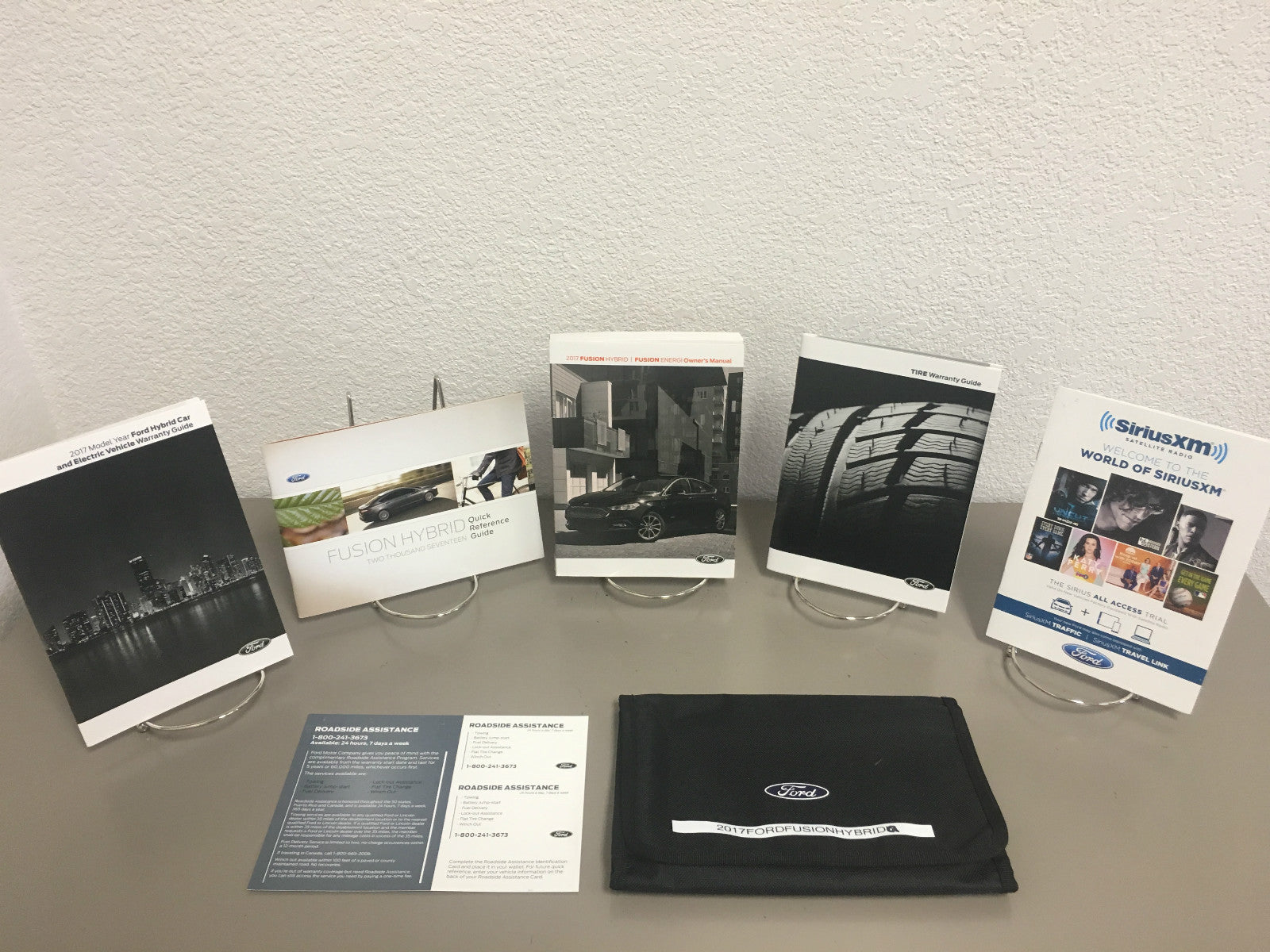 2017 Ford Fusion Hybrid Genuine OEM Owner's Manual w/ Supplements and Case