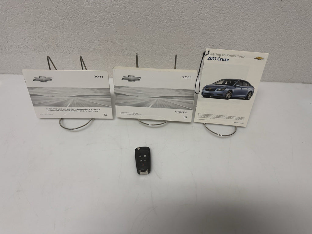 2011 Chevrolet Cruze Genuine OEM Owner's Manual w/Bonus Key FOB--Free Shipping!