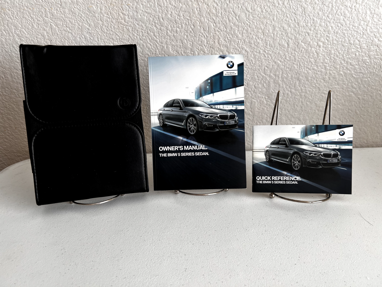 2019 OEM BMW 5 Series Sedan 530i 540i M550i 540d xDrive Owner's Manual w/ case.