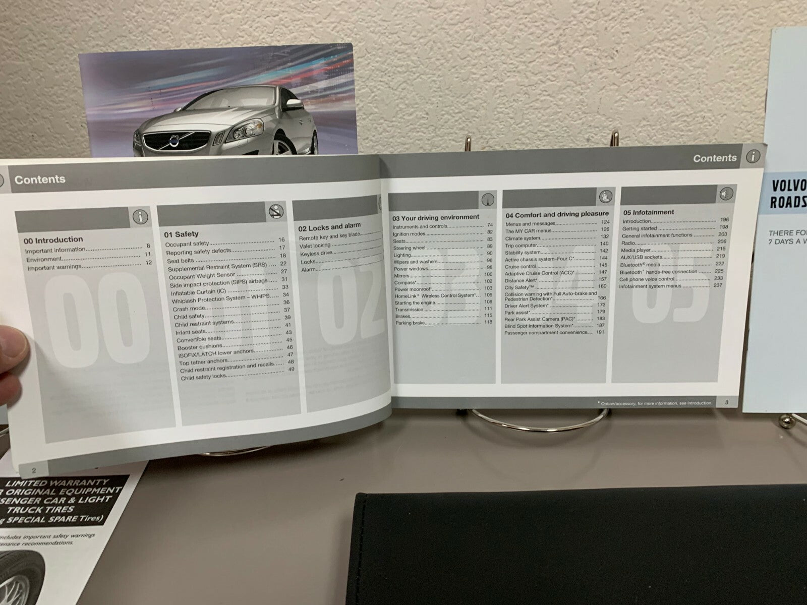 2012 Volvo S60 Genuine OEM Owner's Manual Set with Case--Free Shipping!