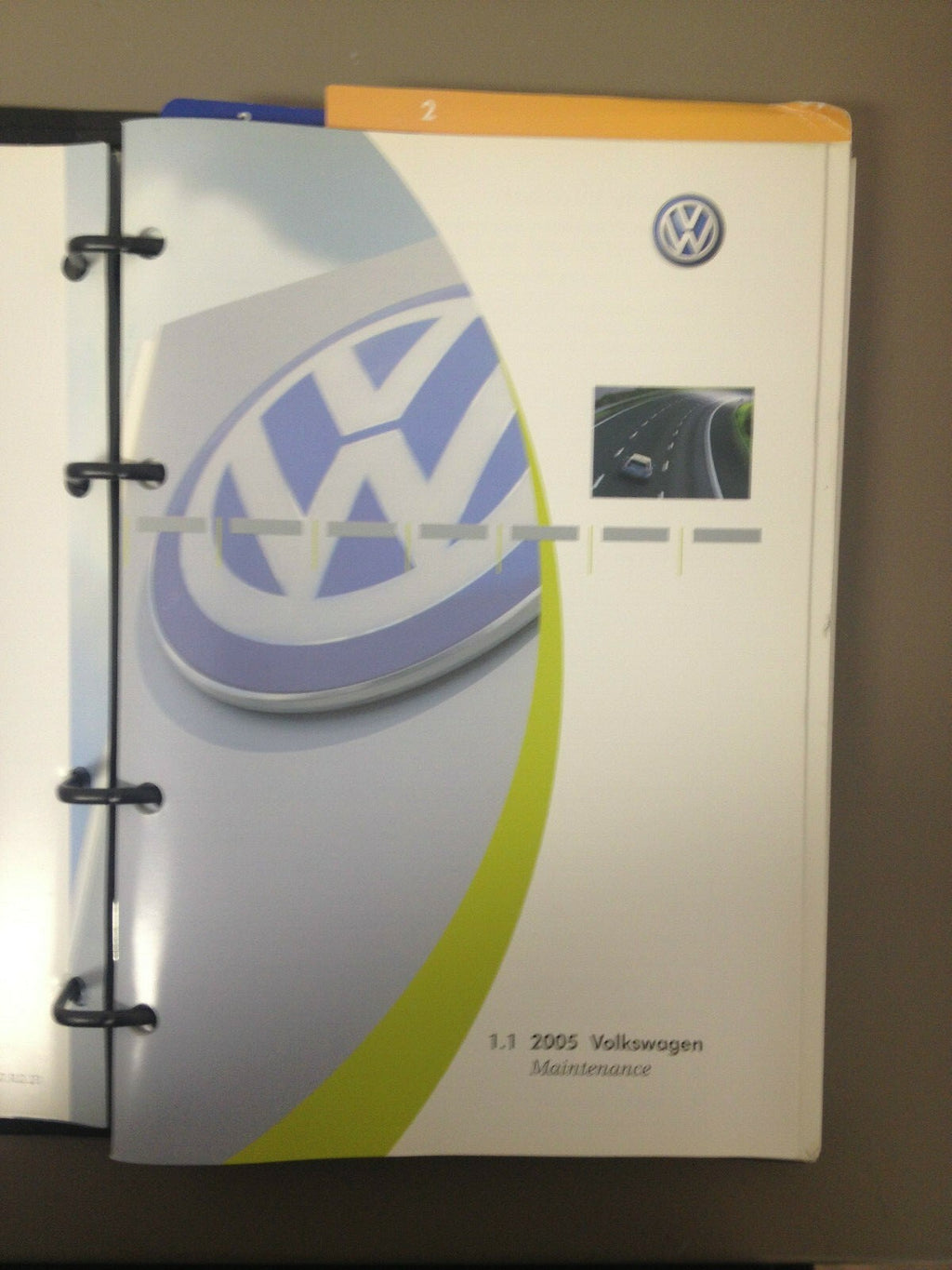 2005 VW Jetta Genuine OEM Owner's Manual