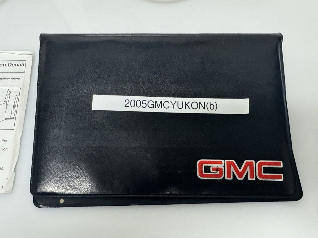 2005 GMC Yukon / Yukon XL Genuine OEM Owner's Manual Set w/GMC Case