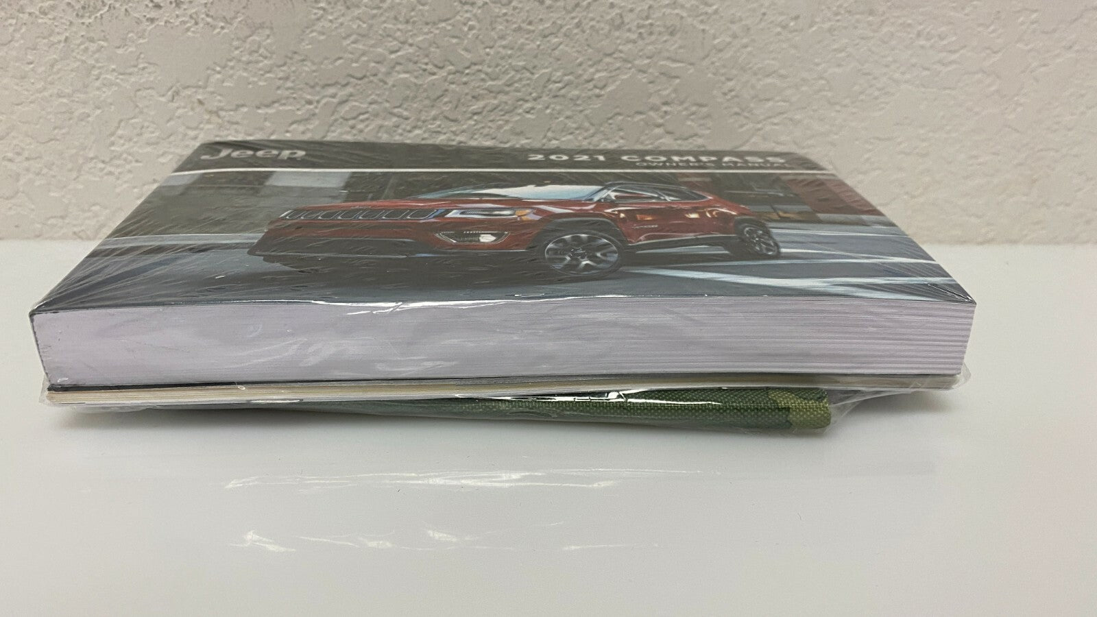 New Sealed 2021 Jeep Compass Owner's Manual Kit - P/N P68510206AB Free Shipping!
