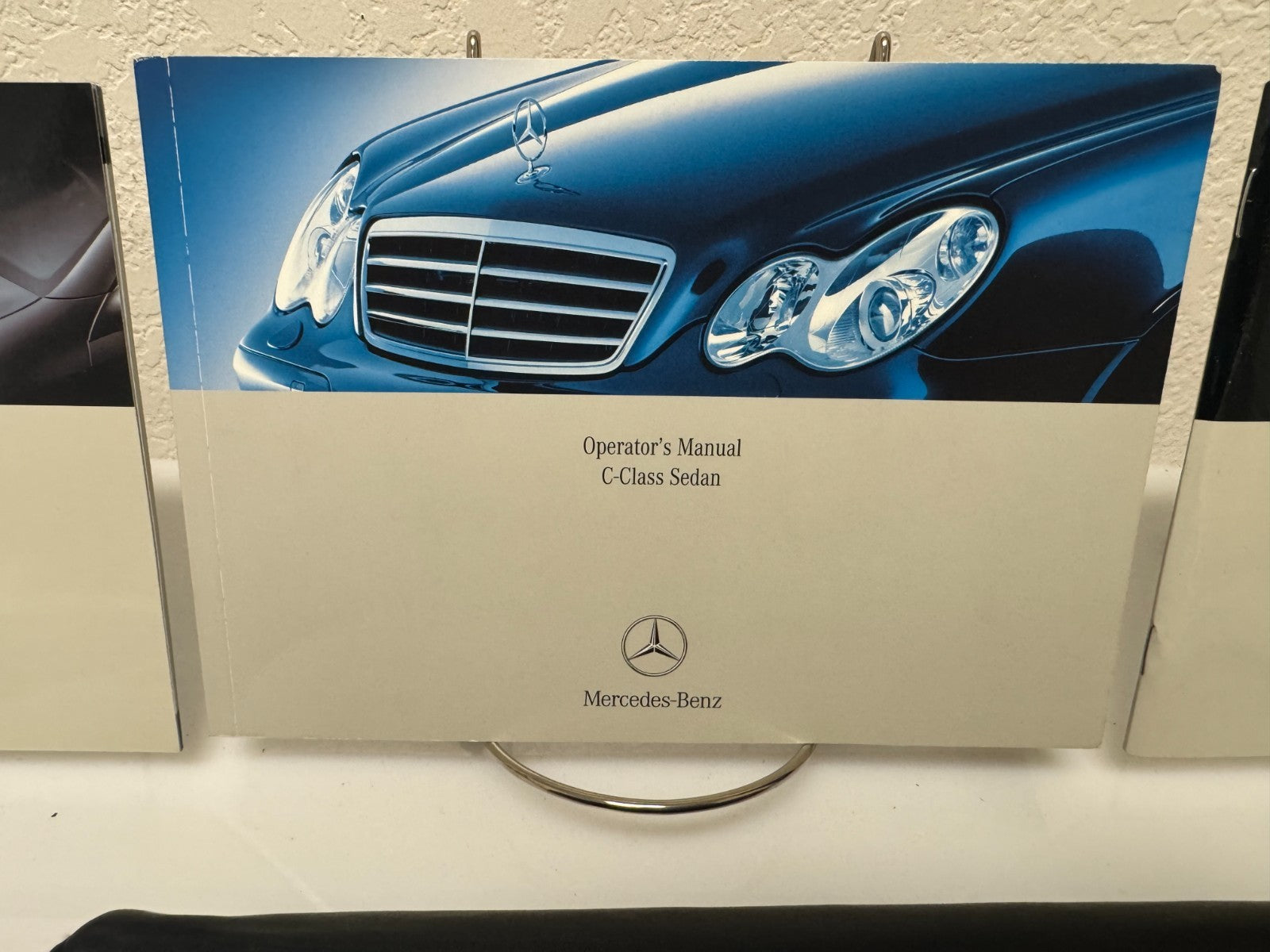 2005 Mercedes Benz C-Class Sedan C230 C240 C320 4MATIC Sport OEM Owner's Manual