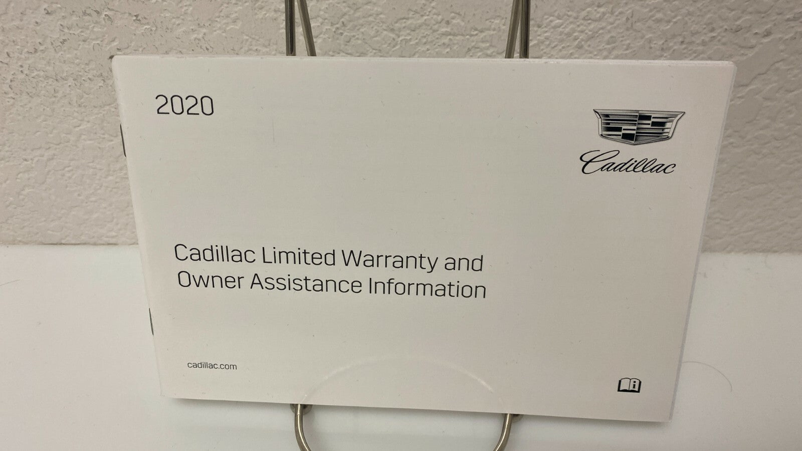 2020 Cadillac Escalade Genuine OEM Owner's Manual w/Navigation & Case