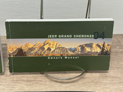 2004 Jeep Grand Cherokee Genuine OEM Owner's Manual Set with Case