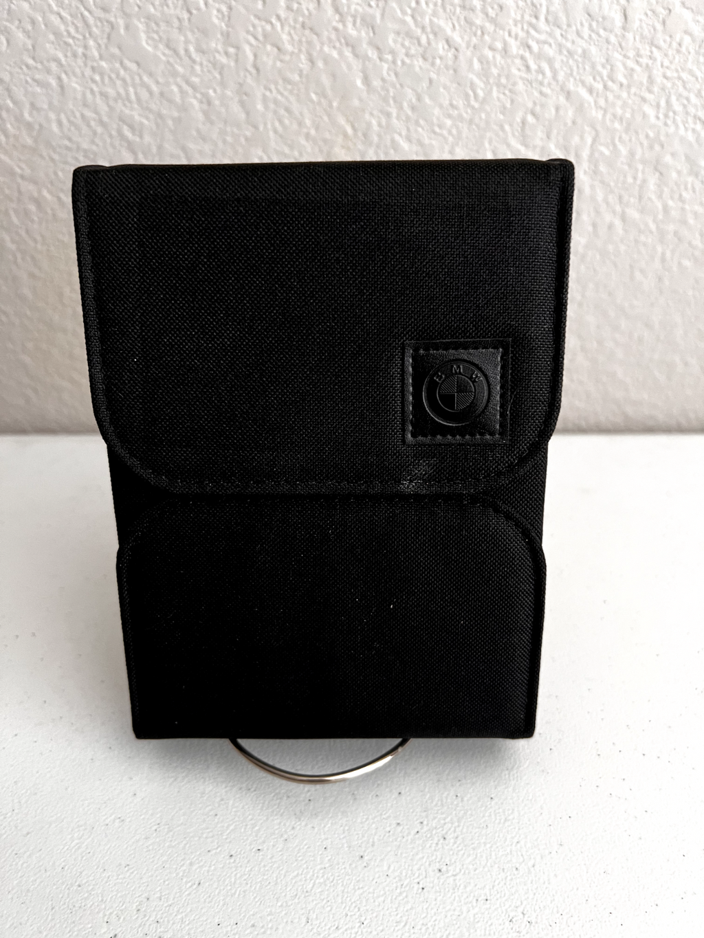 2020 BMW 3-Series Sedan OEM Owner's Manual Includes protective case w/ BMW logo.