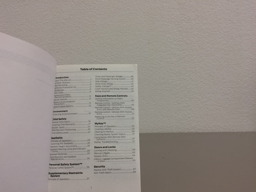 2016 Ford Focus Genuine OEM Owner's Manual Set w/ Supplements and Case