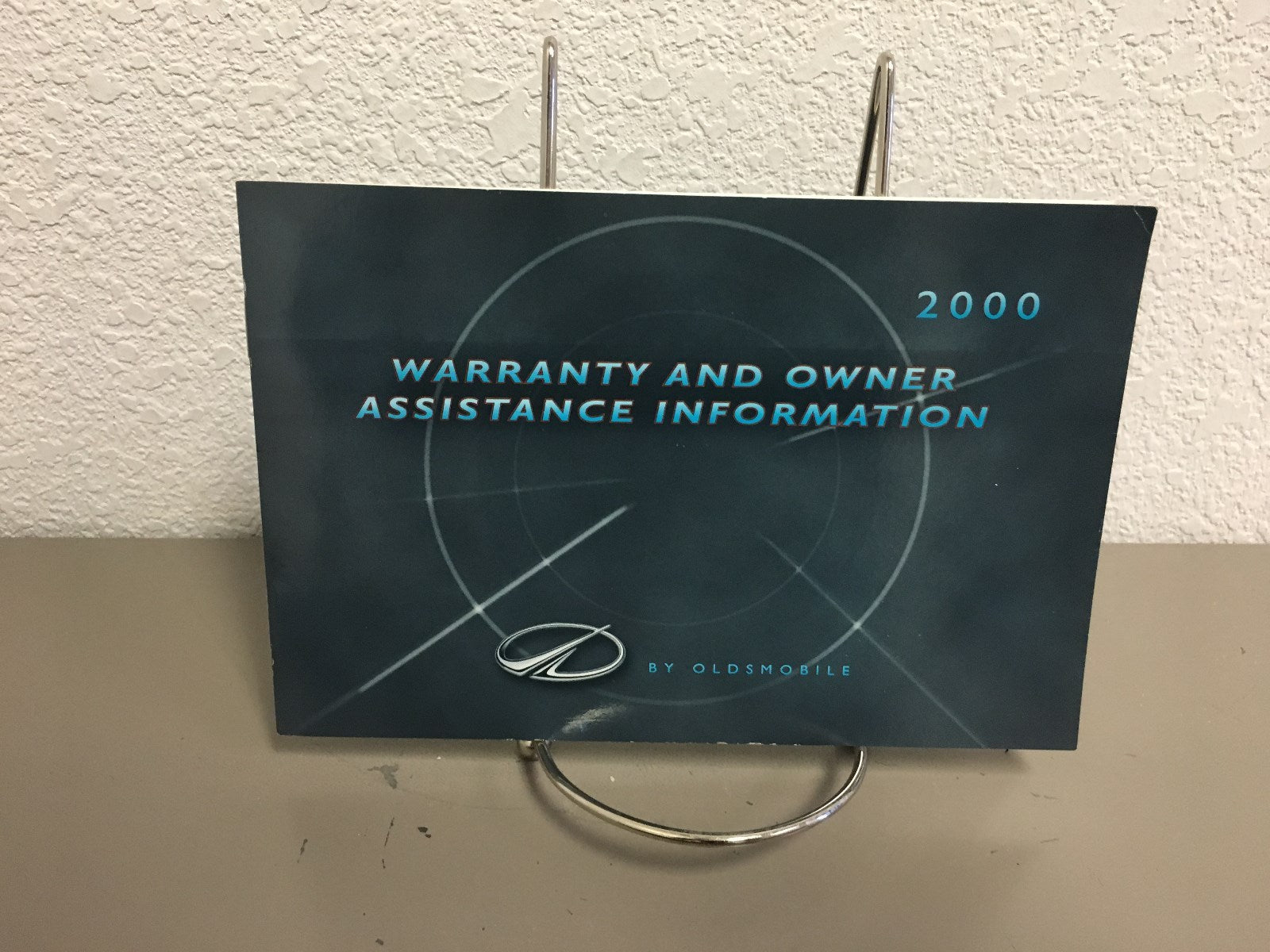 2000 Oldsmobile Alero Genuine OEM Owner's Manual Set w/Case & Bonus Key FOB