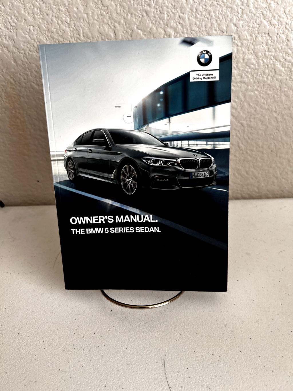 2019 OEM BMW 5 Series Sedan 530i 540i M550i 540d xDrive Owner's Manual w/ case.