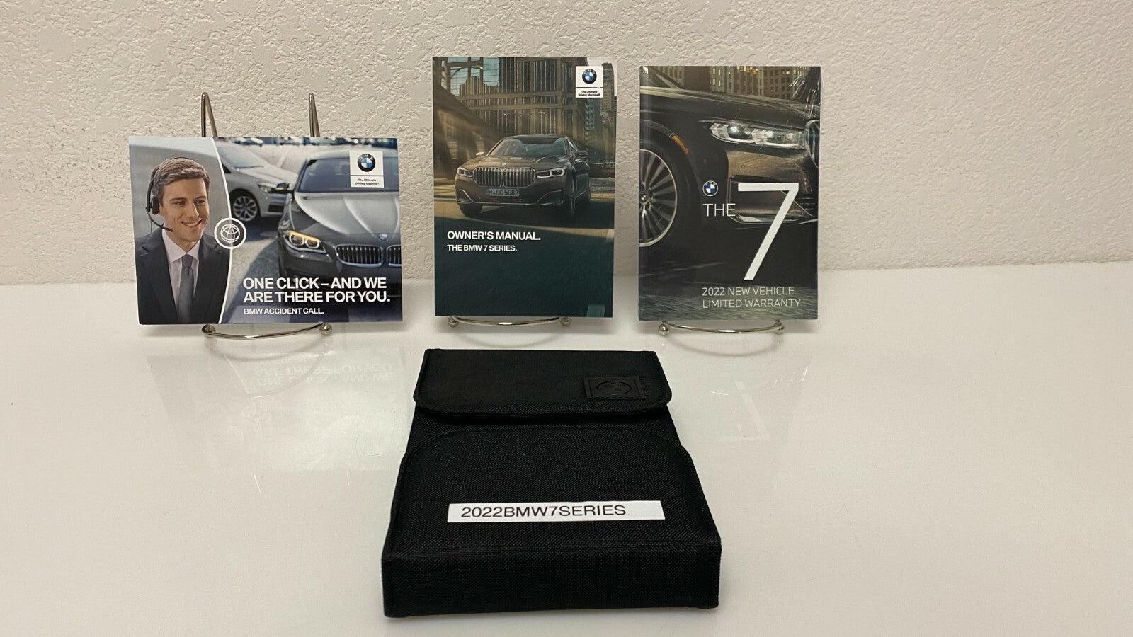 2022 BMW 7 Series 750i Li xDrive M760Li Genuine OEM Owner's Manual w/Case