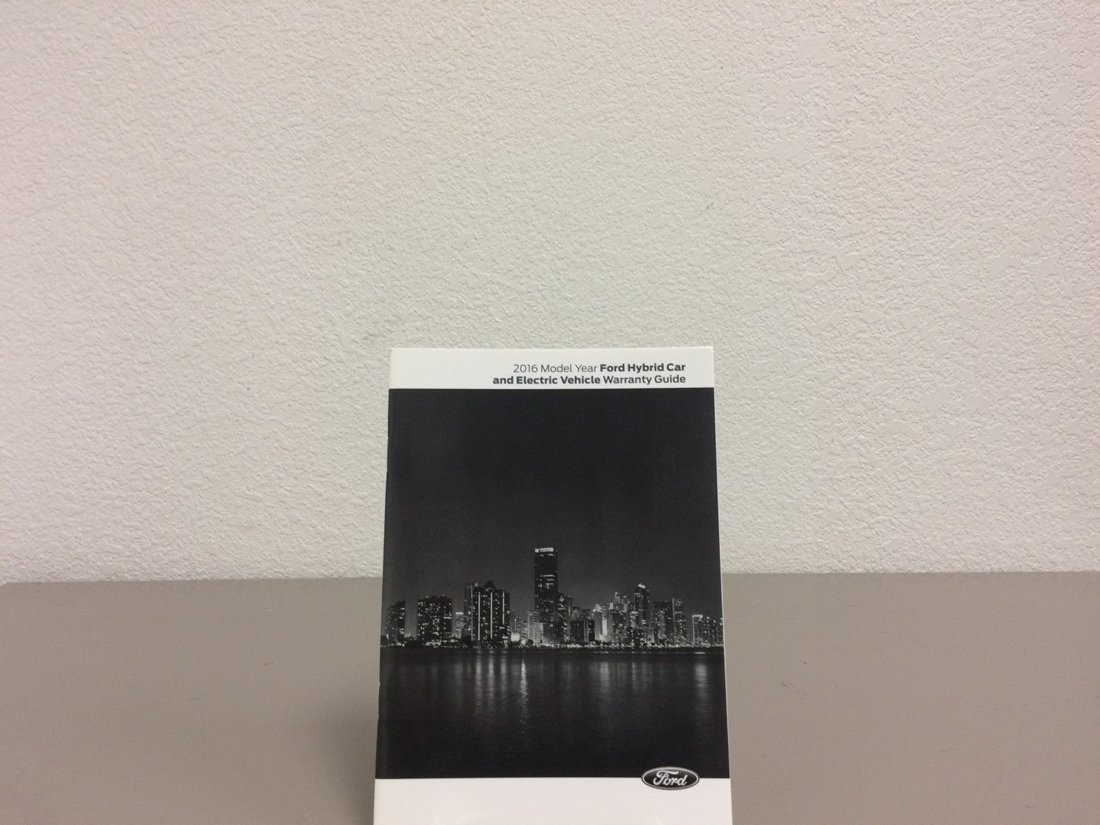 2016 Ford Fusion Hybrid & Fusion Energi Genuine OEM Owner's Manual w/Case--NEW