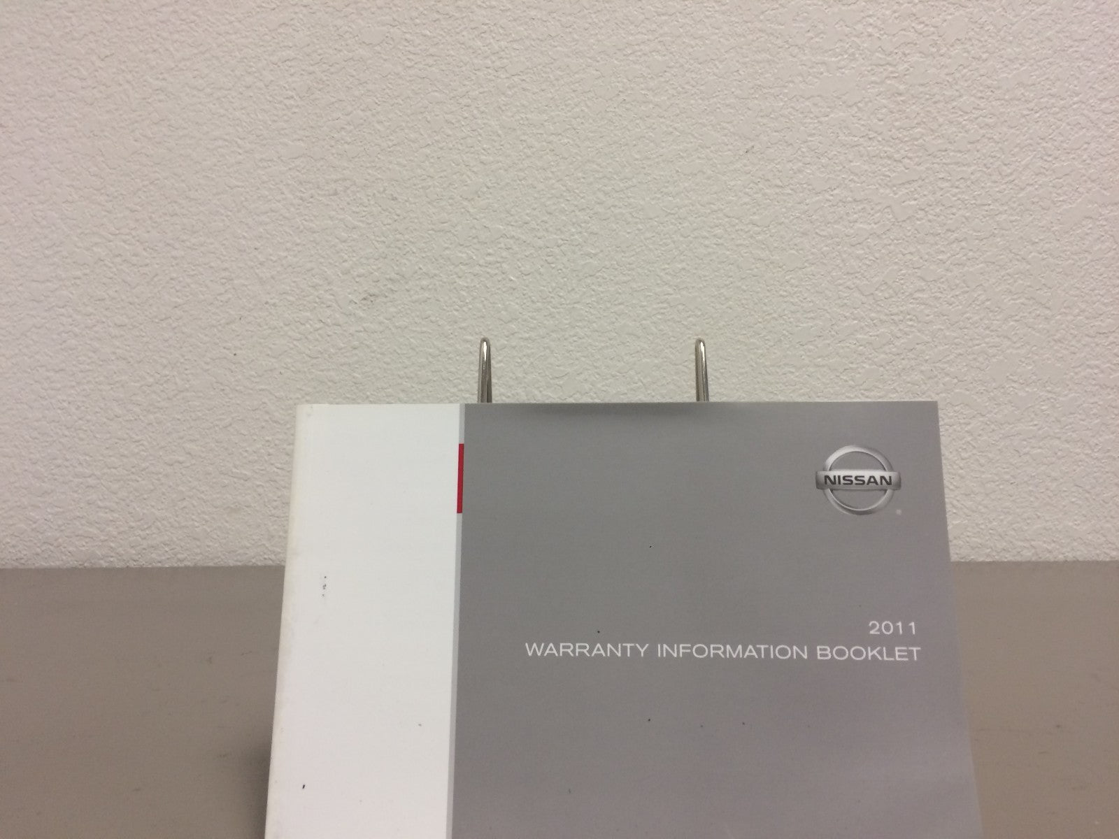 2011 Nissan Rogue Genuine OEM Owner's Manual Set with Case--Fast Free Shipping