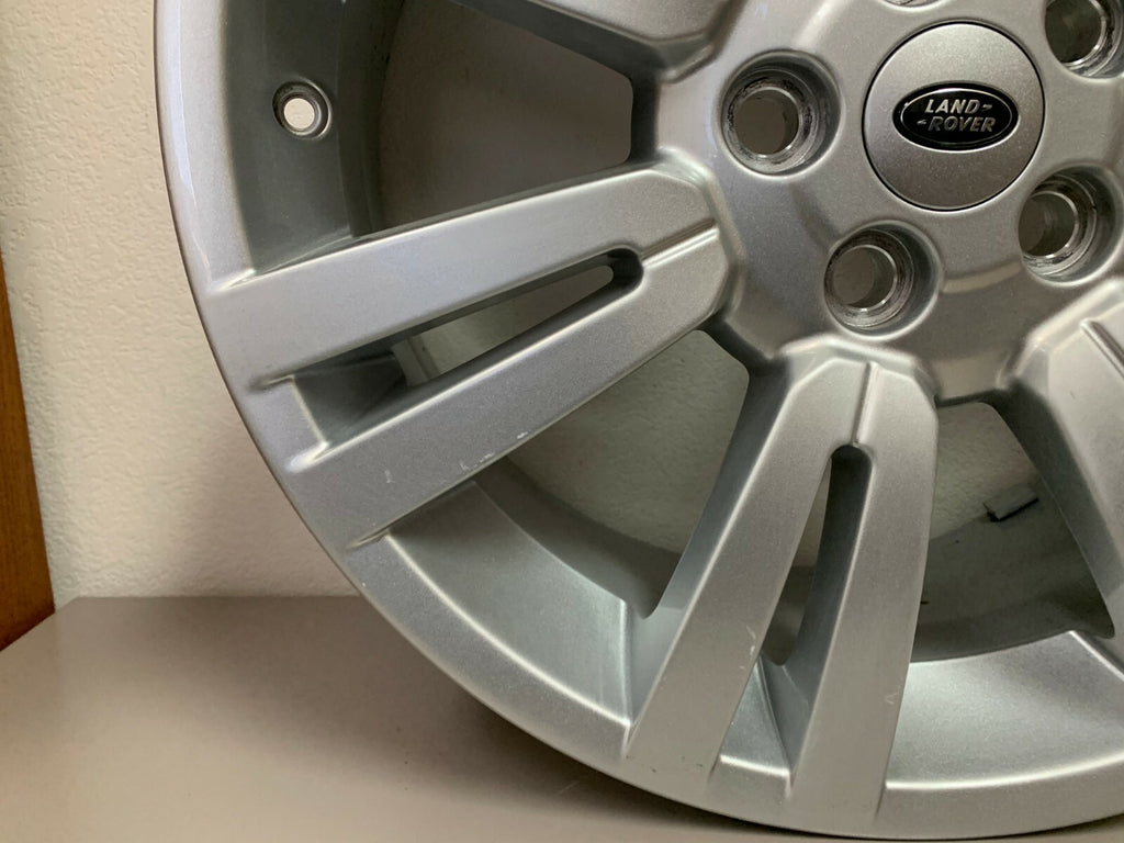 2010-2012 Range Rover Genuine OEM Wheel Rim Sparkle Silver Finish LR008766