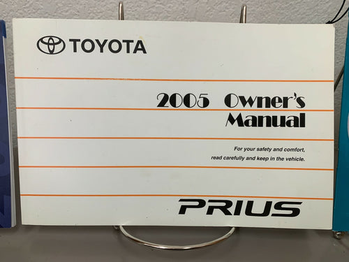 2005 Toyota Prius Genuine OEM Owner's Manual Set w/Toyota Case--Free Shipping!!!