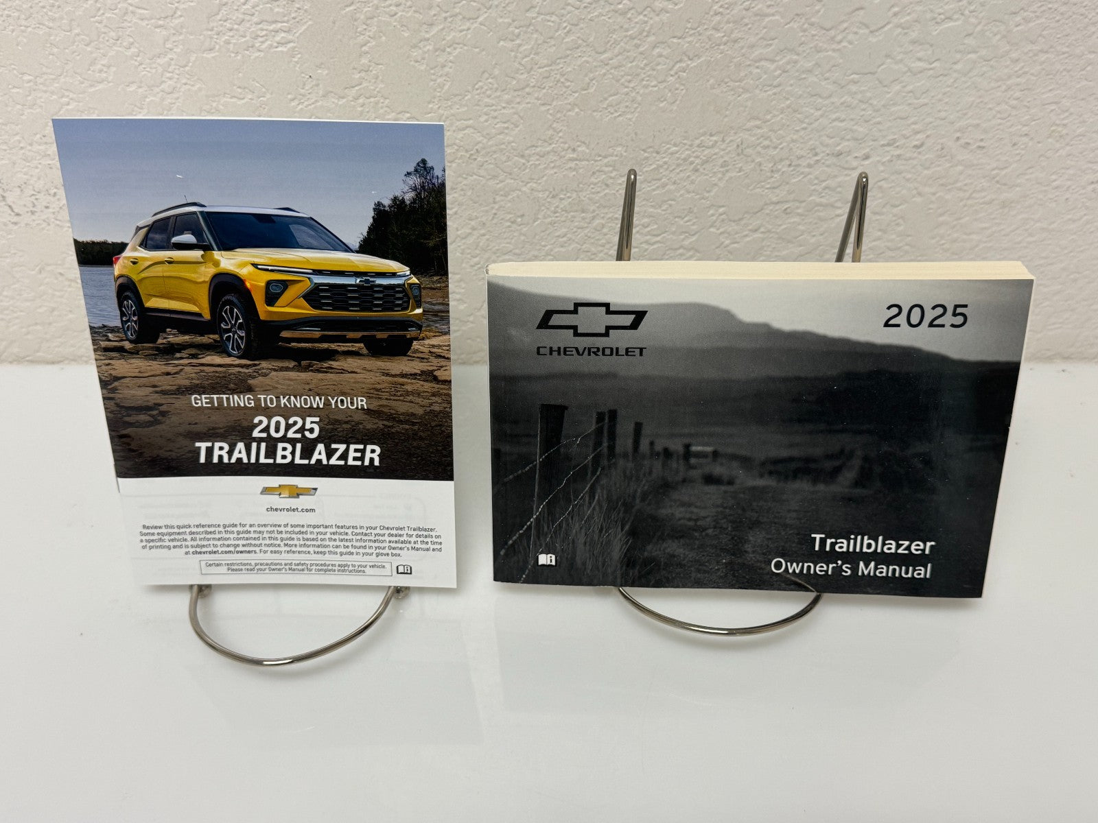 2025 Chevrolet Chevy Trailblazer Genuine OEM Owner's Manual