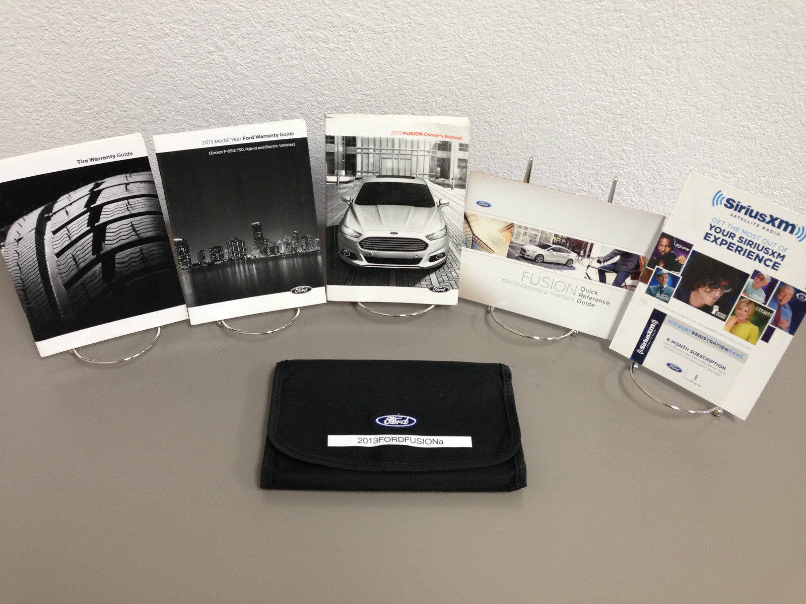 2013 Ford Fusion Genuine OEM Owner's Manual w/Supplements & Case--Free Shipping!
