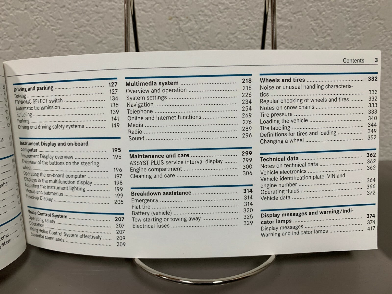 2017 Mercedes-Benz E300 E400 Sedan Genuine OEM Owner's Manual Set w/MBZ Case