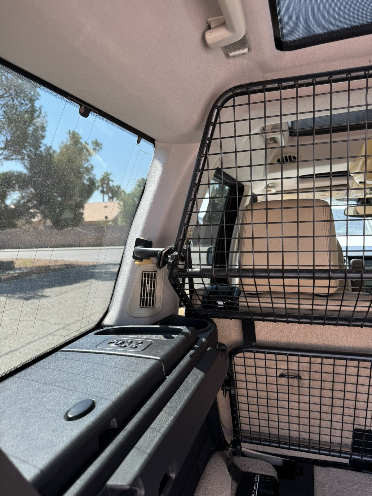 Genuine OEM Land Rover LR3 LR4 Dog Guard Kit with Mounting Hardware