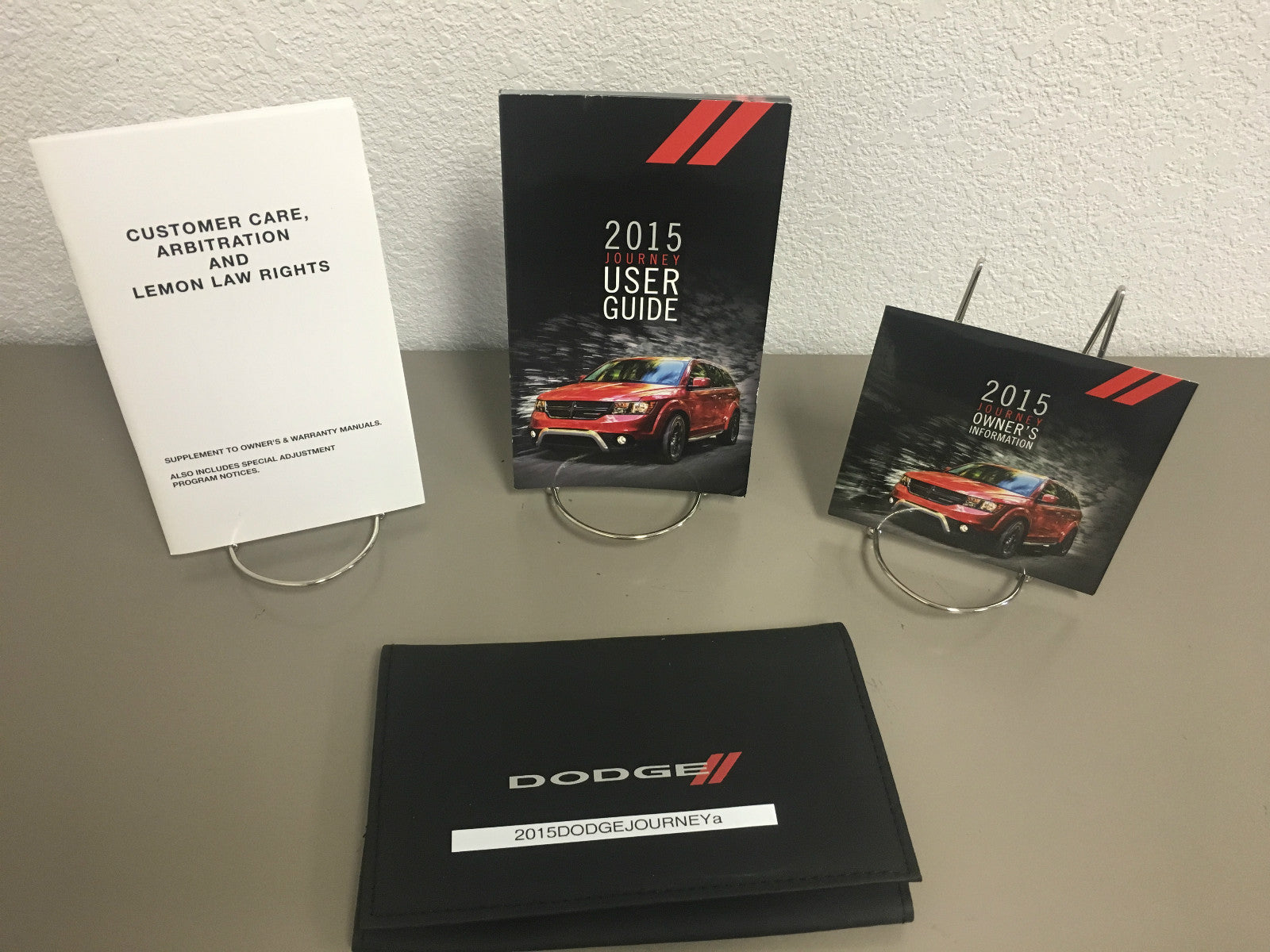 2015 Dodge Journey Genuine OEM Owner's Manual Set w/Case - Fast Free Shipping!!