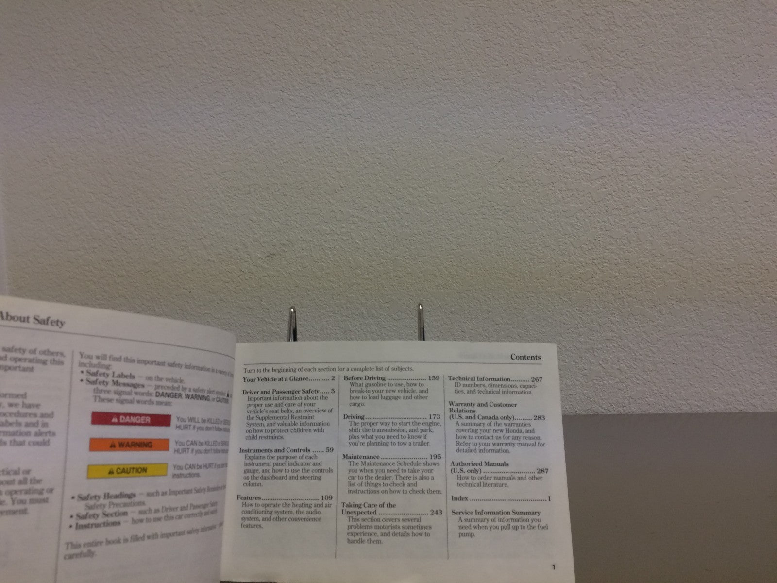 2004 Honda Accord Sedan Genuine OEM Owner's Manual w/Bonus Key FOB-Free Shipping