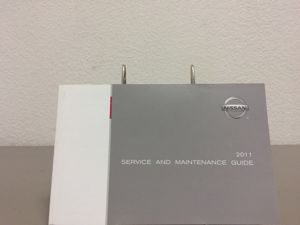 2011 Nissan Rogue Genuine OEM Owner's Manual Set with Case--Fast Free Shipping