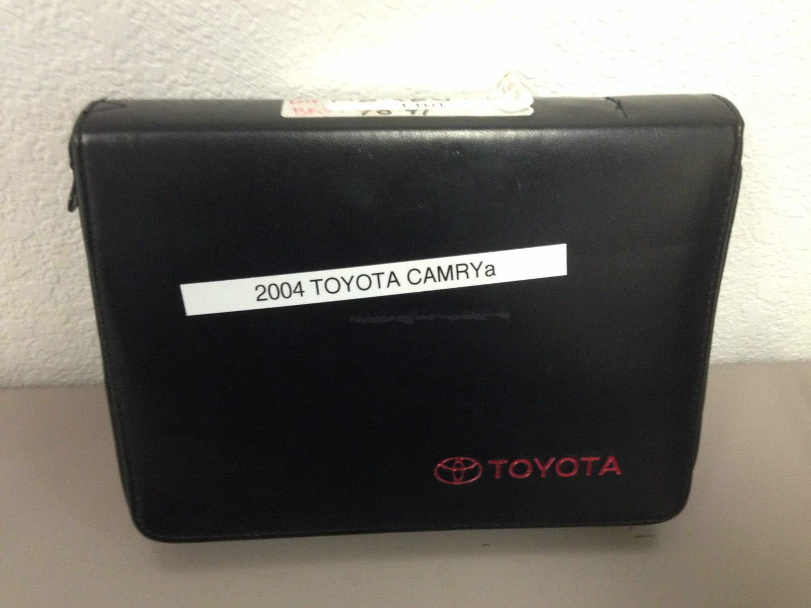 2004 Toyota Camry Genuine OEM Owner's Manual w/Supplements & Case-Free Shipping!