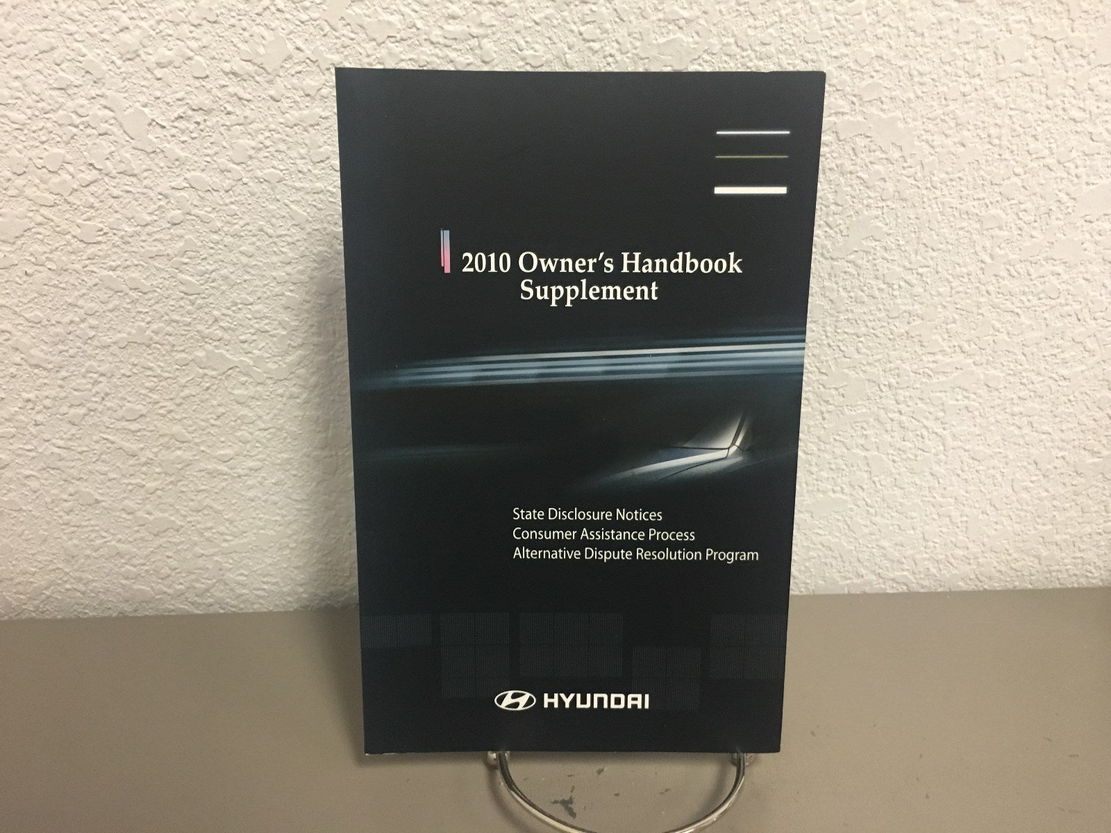 2010 Hyundai Tucson Genuine OEM Owner's Manual Set w/Hyundai Case-Free Shipping
