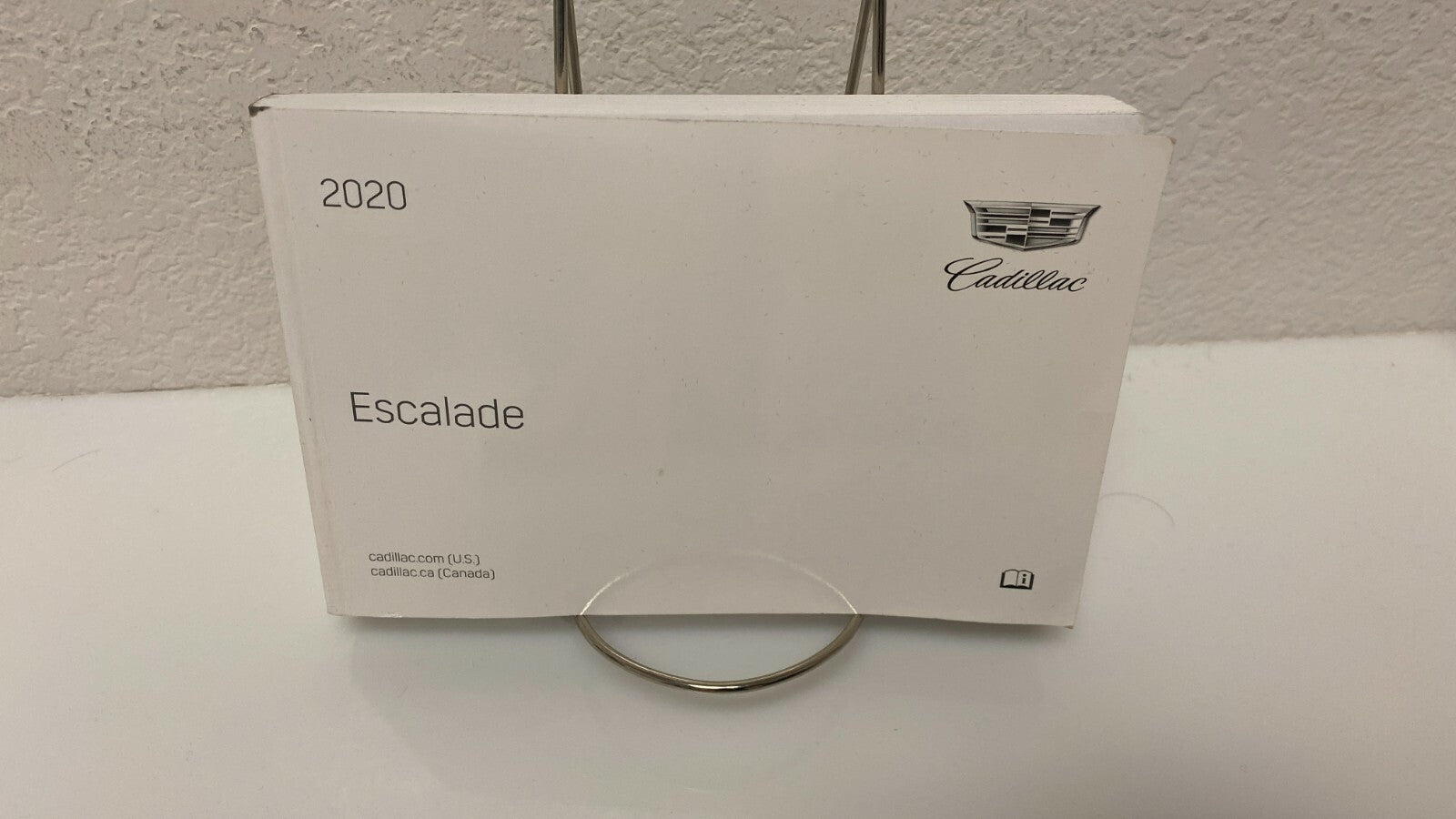 2020 Cadillac Escalade Genuine OEM Owner's Manual w/Navigation & Case