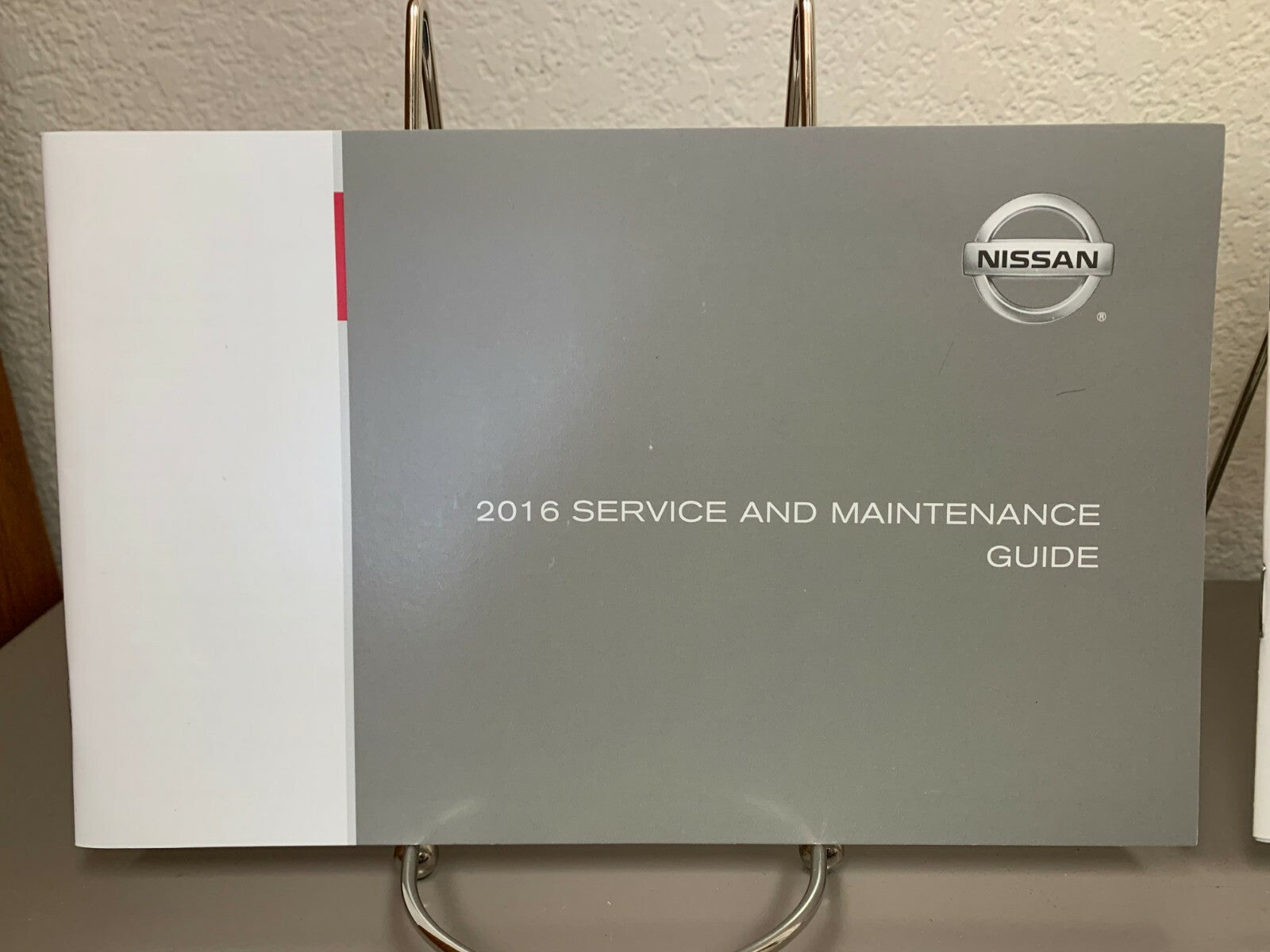 2016 Nissan Rogue Genuine OEM Owner's Manual Set w/Nissan Case--Free Shipping!!!