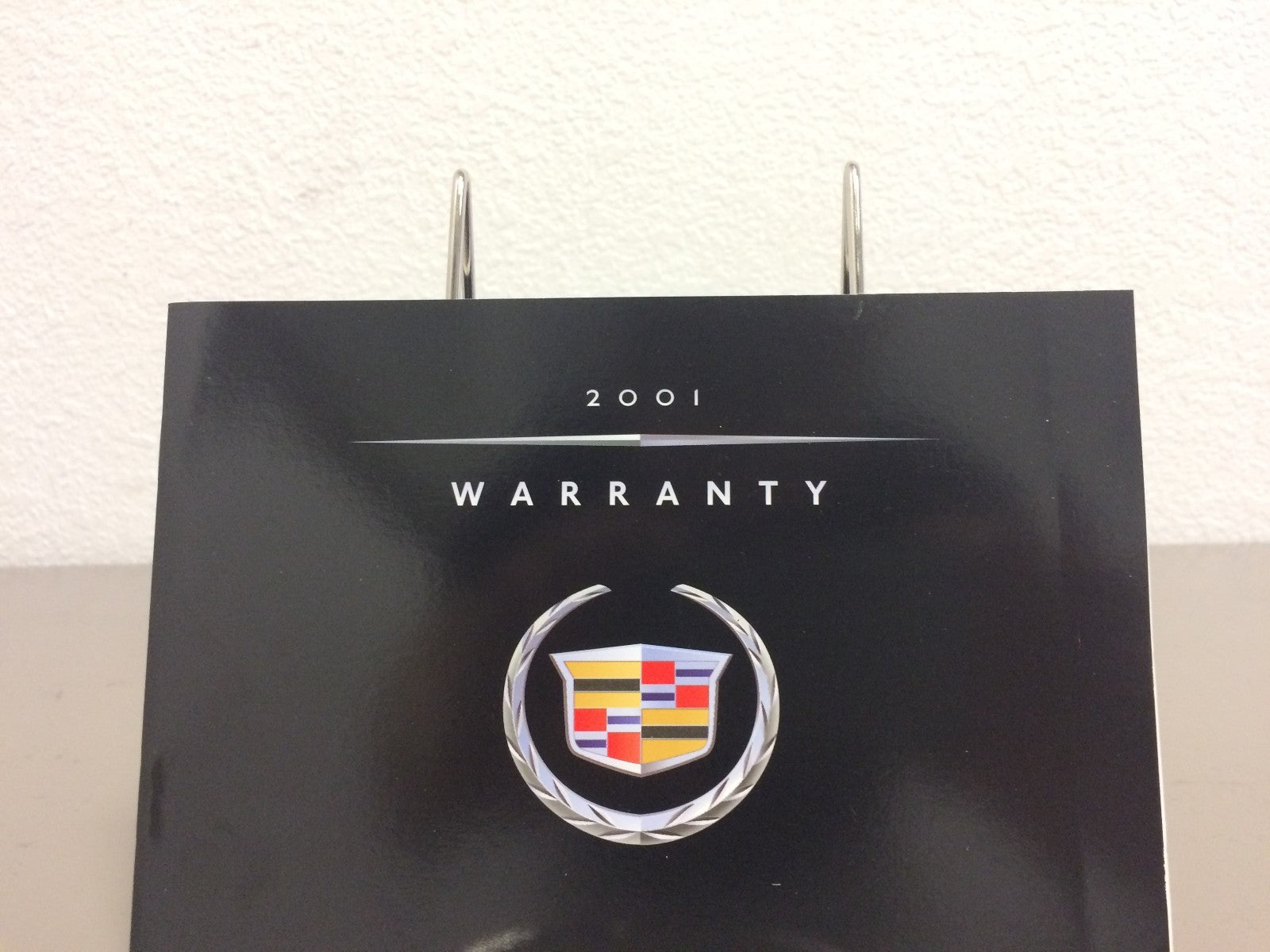 2001 Cadillac DeVille Genuine OEM Owner's Manual Set w/Case and Key FOB