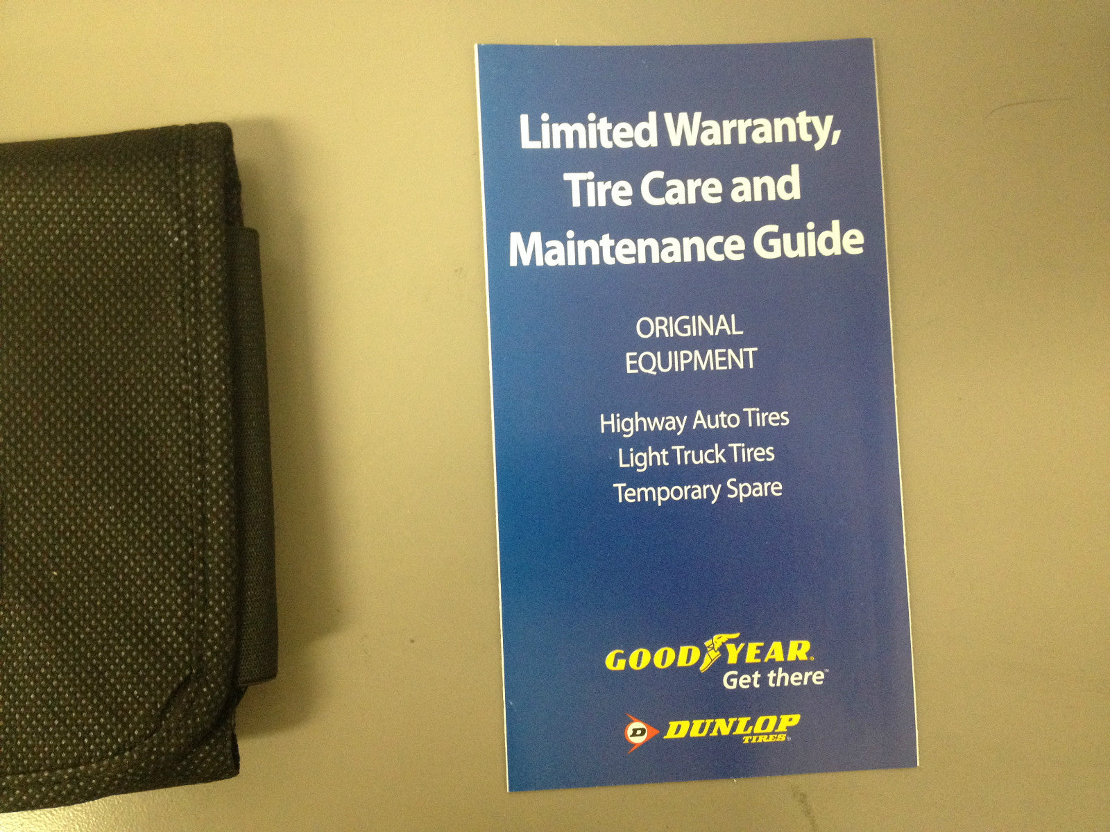 2011 Honda Civic Sedan Genuine OEM Owner's Manual Set w/Case-Fast Free Shipping