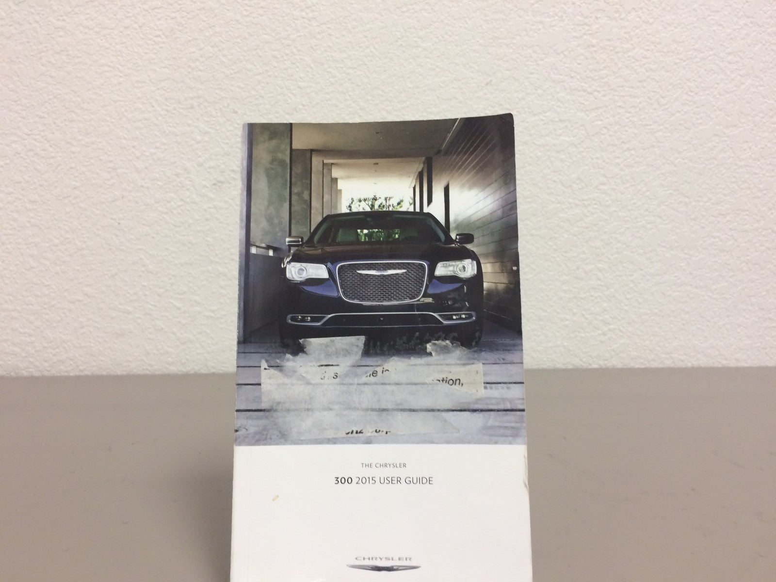 2015 Chrysler 300 Genuine OEM Owner's Manual with Case--Fast Free Shipping!