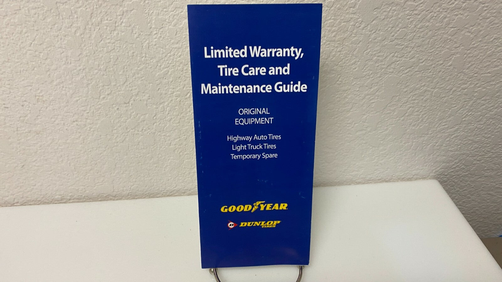 2020 Land Rover Range Rover Velar Genuine OEM Owner's Manual Set w/Case