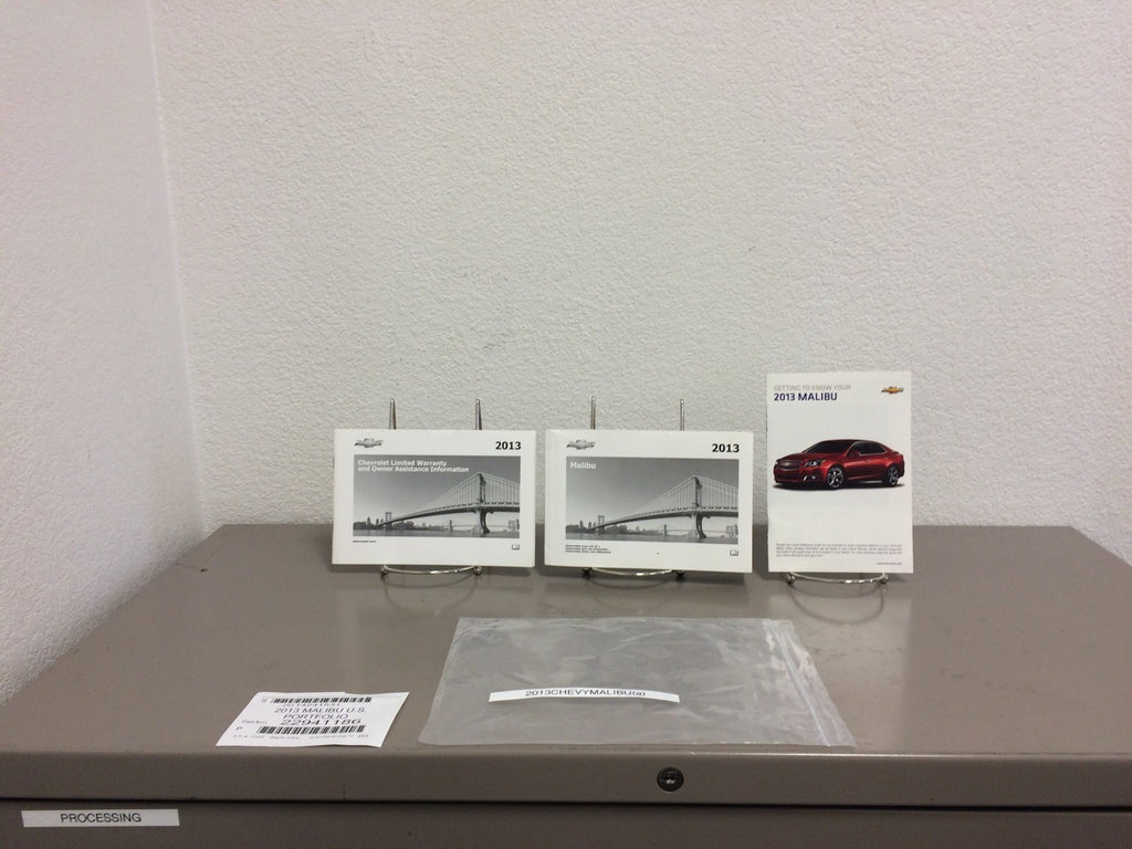 2013 Chevrolet Malibu Genuine OEM Owner's Manual Set--Free Shipping!