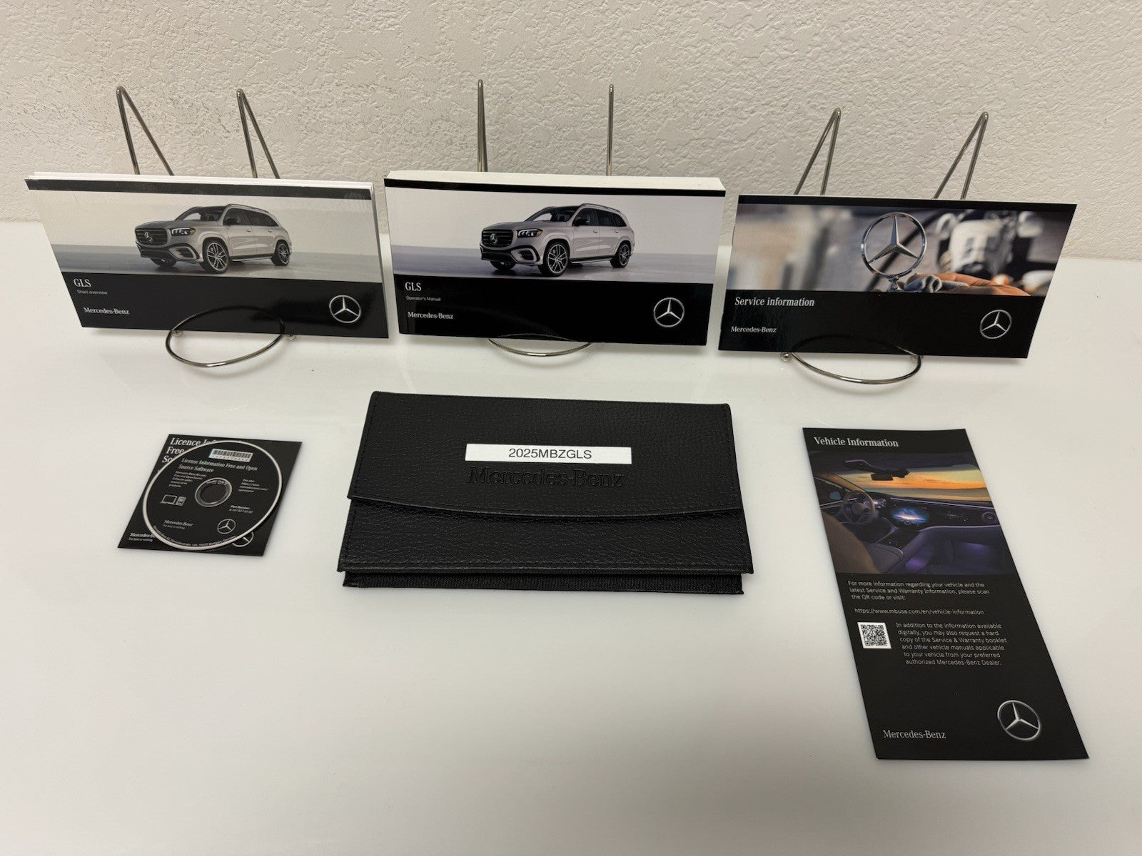 2025 Mercedes-Benz GLS Genuine OEM Owner's Manual Set w/Mercedes Case