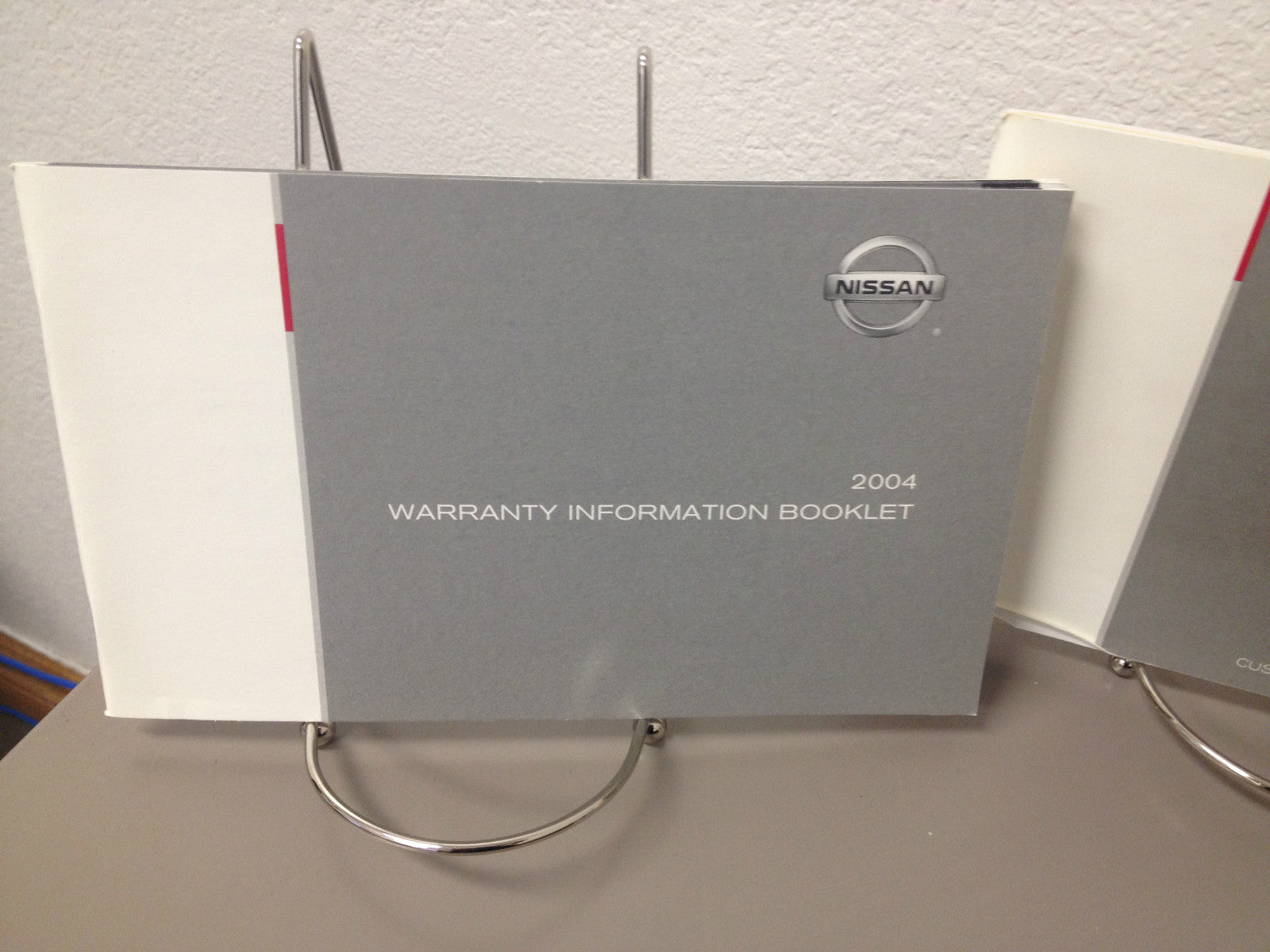 2004 Nissan Maxima Genuine OEM Owner's Manual Set w/Case--Fast Free Shipping