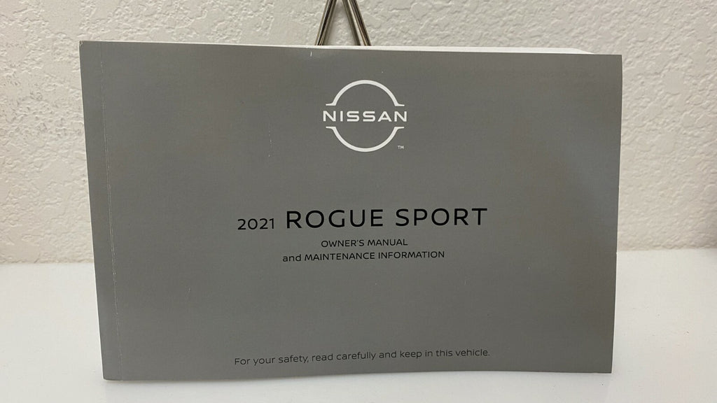 2021 Nissan Rogue Sport OEM Owner's Manual Set W/Case , Free Shipping.