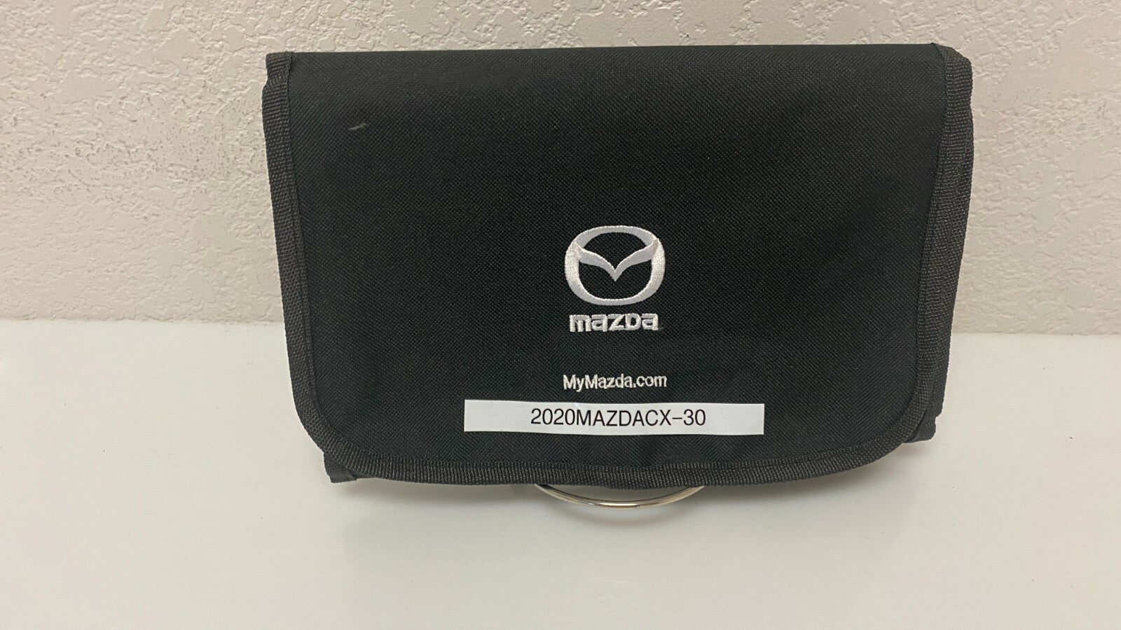 2020 Mazda CX-30 Genuine OEM Owner's Manual Set w/Case & Free Shipping!!!