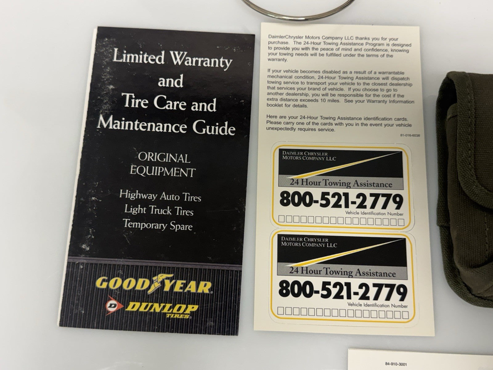 2007 Jeep Grand Cherokee Genuine OEM Owner's Manual Set w/Jeep Case & Navigation