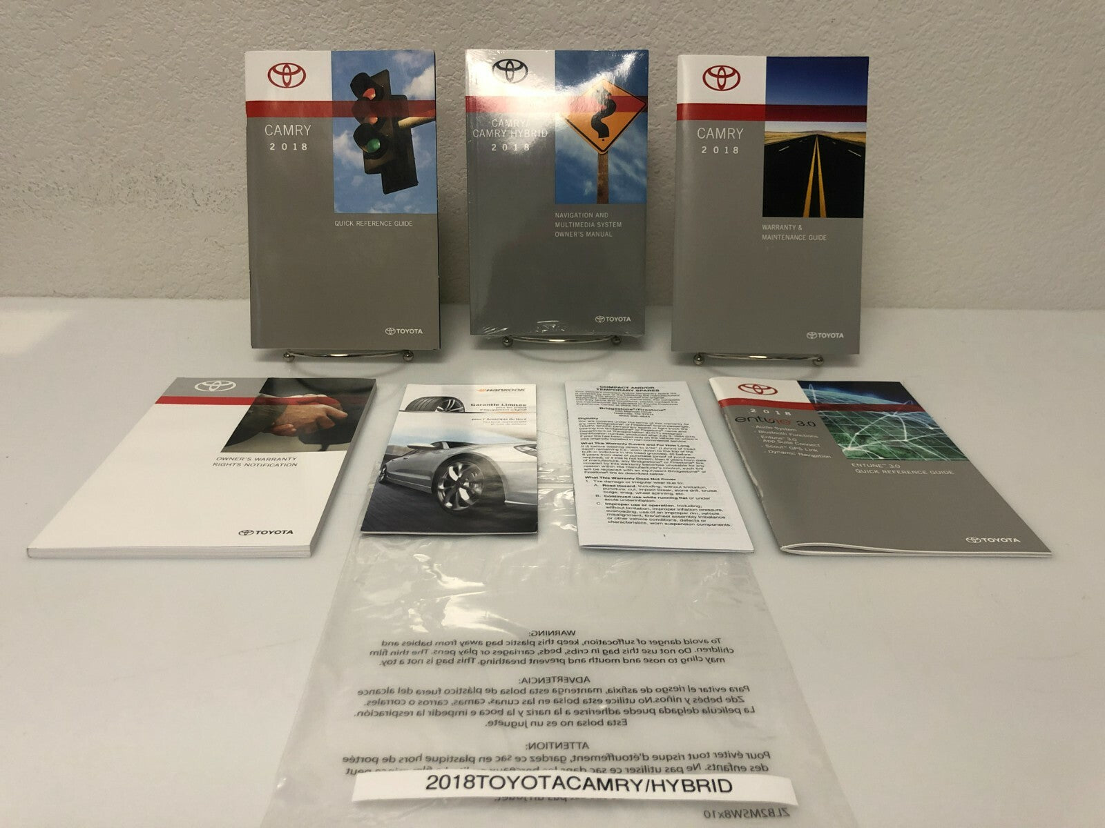 New 2018 Toyota Camry OEM Owner's Manual w/Navigation Instructions Free Shipping