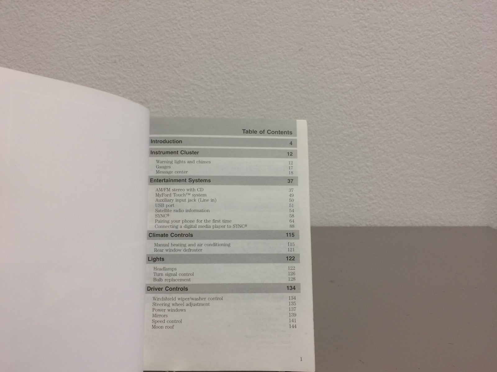 2012 Ford Focus Genuine OEM Owner's Manual w/Case and Bonus Key FOB