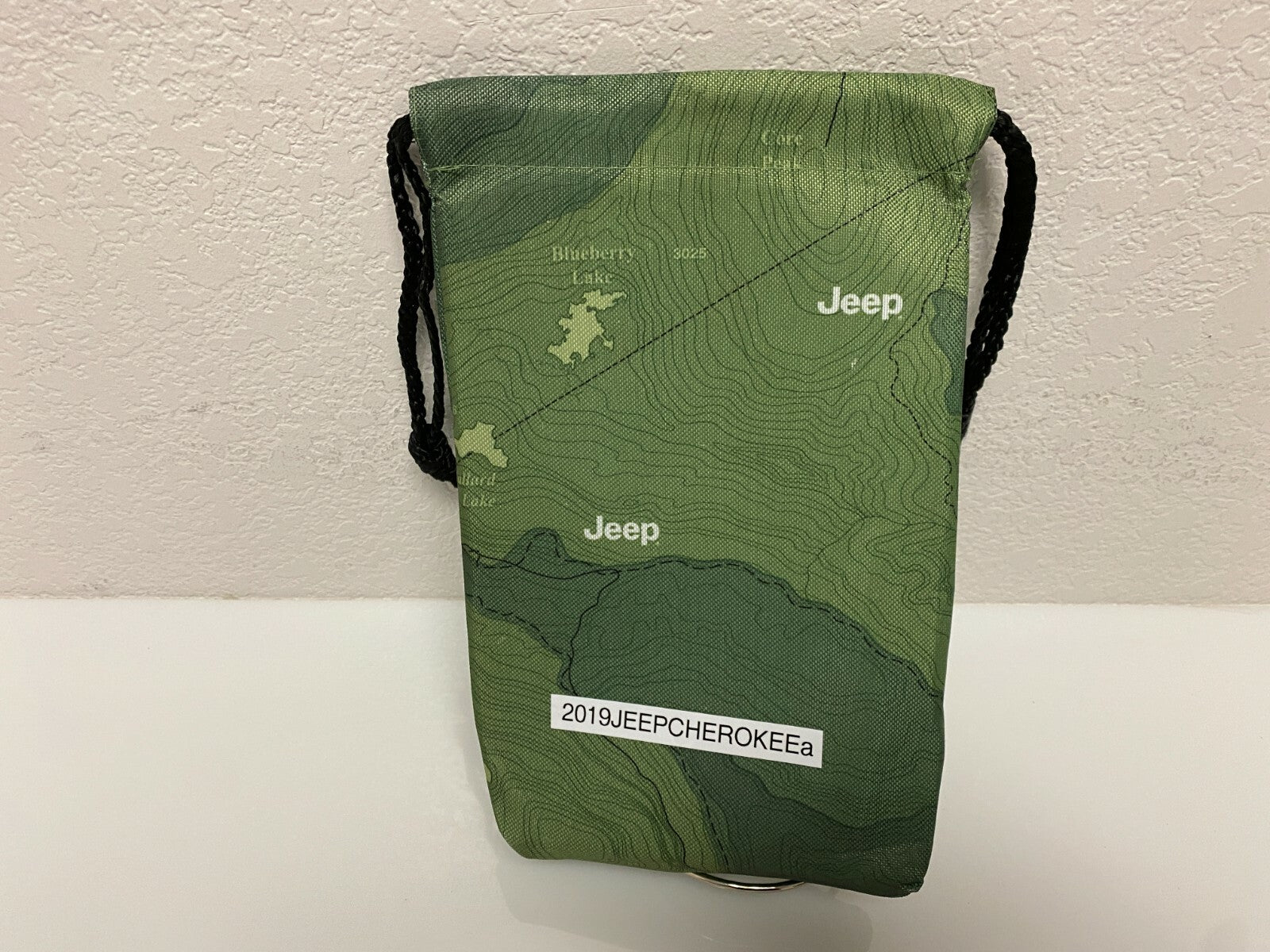 2019 Jeep Cherokee Genuine OEM Owner's Manual Set w/Jeep Case--Free Shipping!