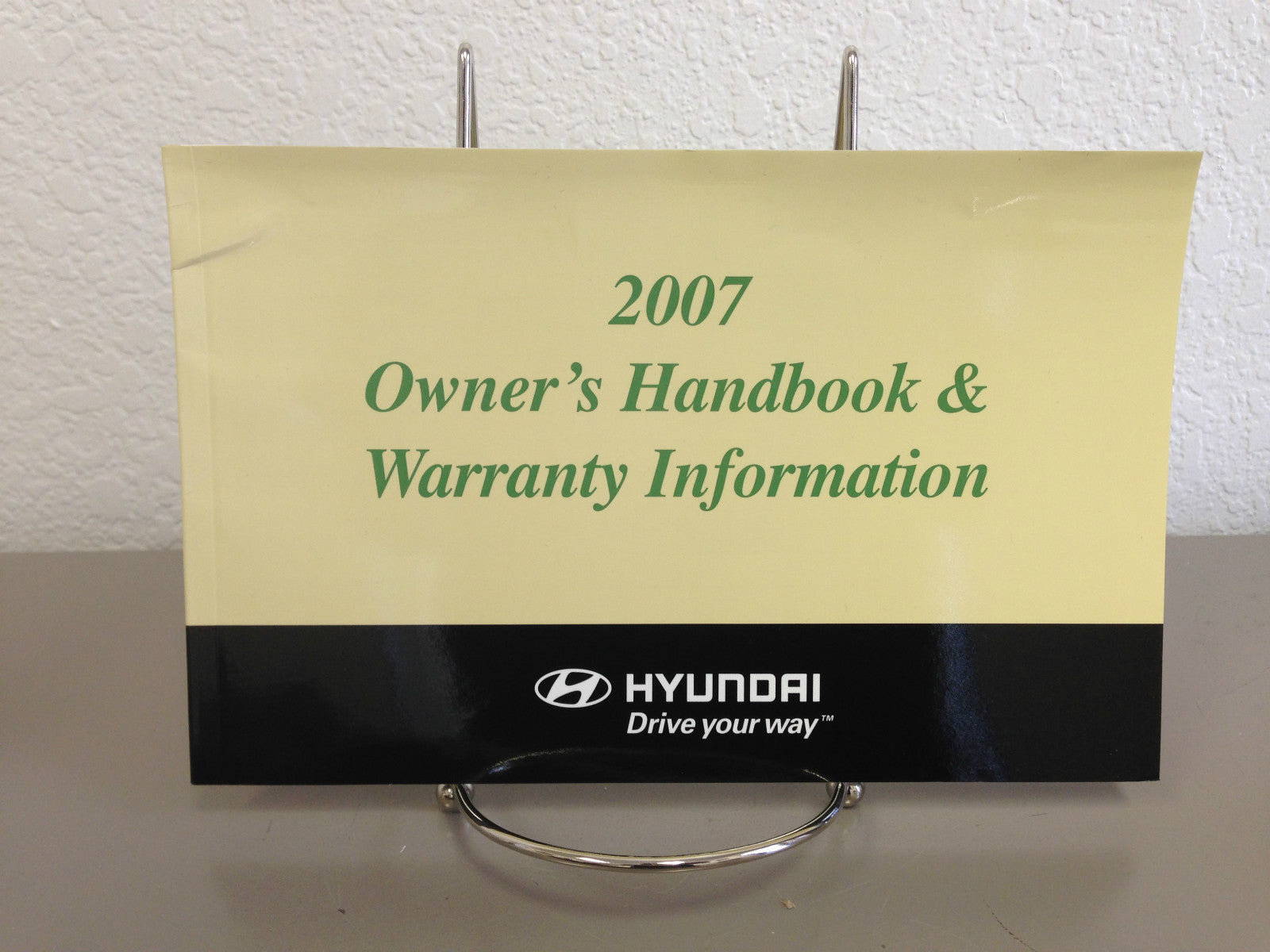 2007 Hyundai Elantra OEM Owner's Manual with Supplements and Case