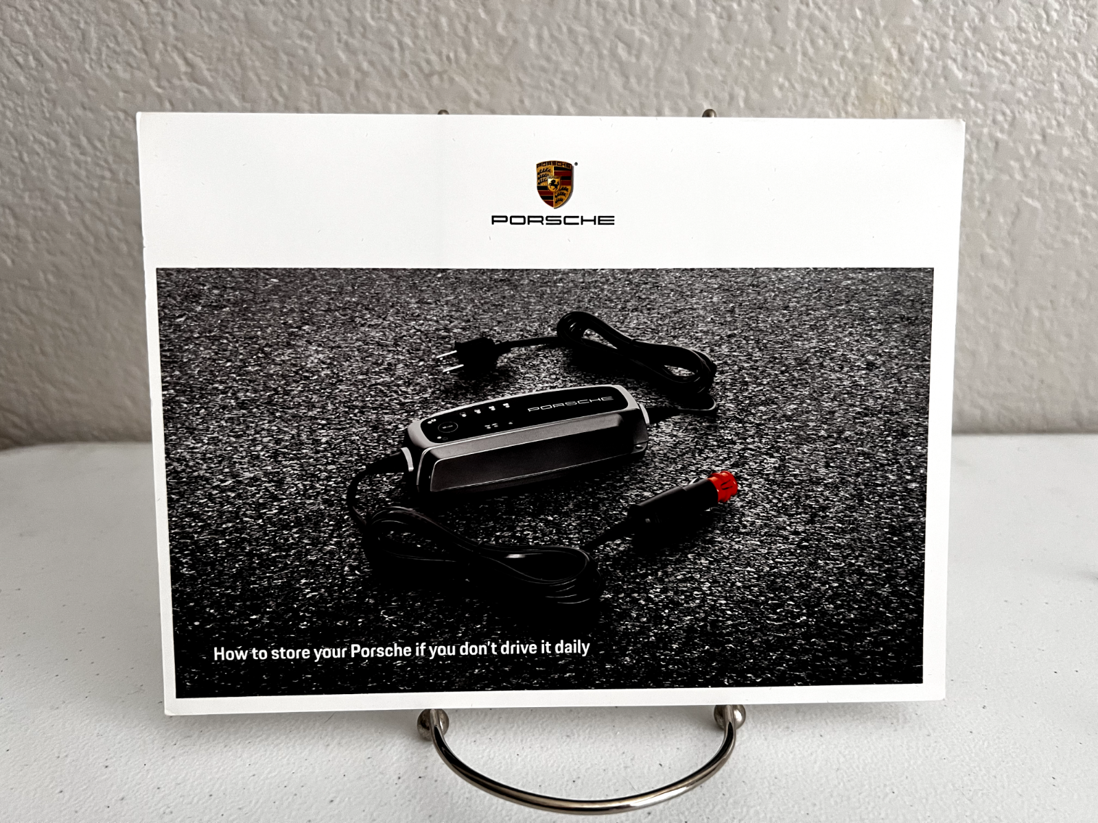 2019 Porsche Cayenne OEM Owner's Manual w/ several supplementals and logo case.
