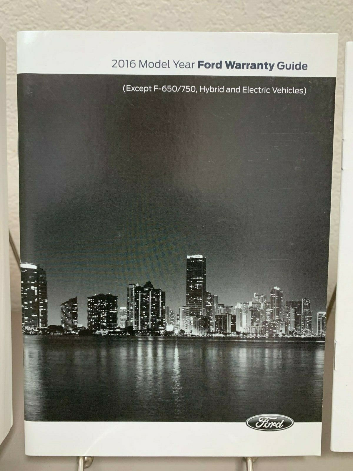 2016 Ford Fusion Genuine OEM Owner's Manual Set with Ford Case--Free Shipping!!!
