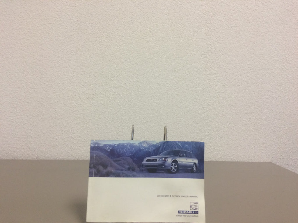 2004 Subaru Legacy / Outback Genuine OEM Owner's Manual Set w/Case-Ships Free!