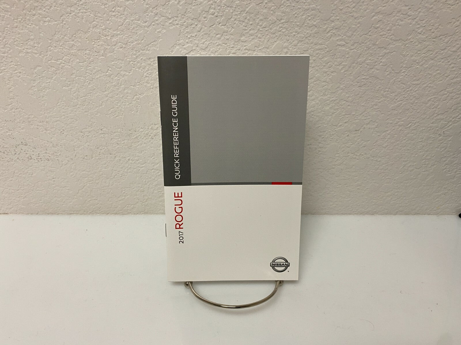 2017 Nissan Rogue Genuine OEM Owner's Manual Set W/Case & Free Shipping!