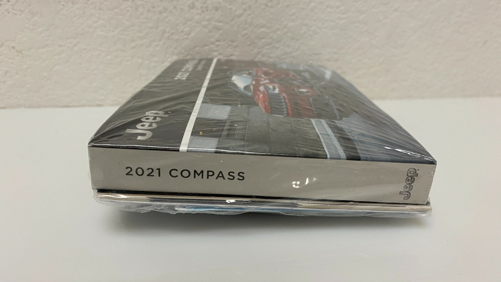 New Sealed 2021 Jeep Compass Owner's Manual Kit - P/N P68510206AB Free Shipping!